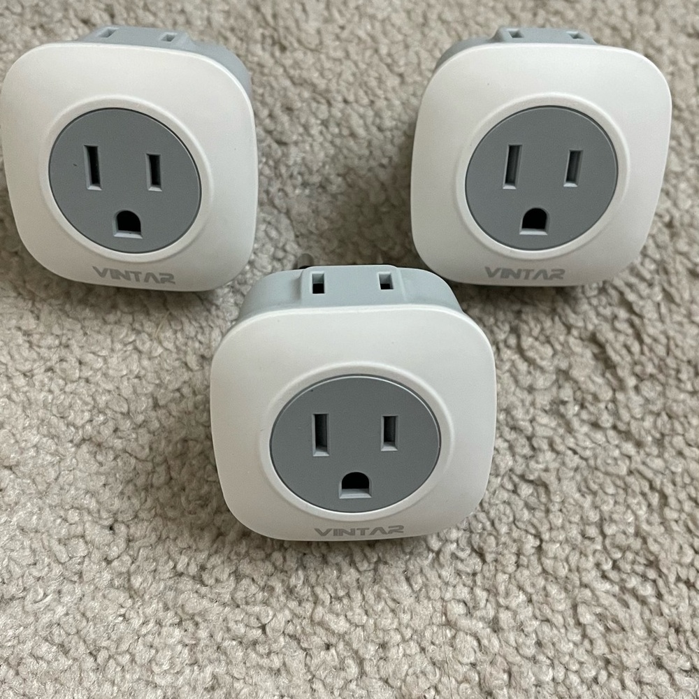 European travel Plug Adapter 3 Pcs NWT